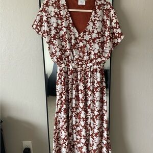 Floral V-Neck Dress in Brown and White